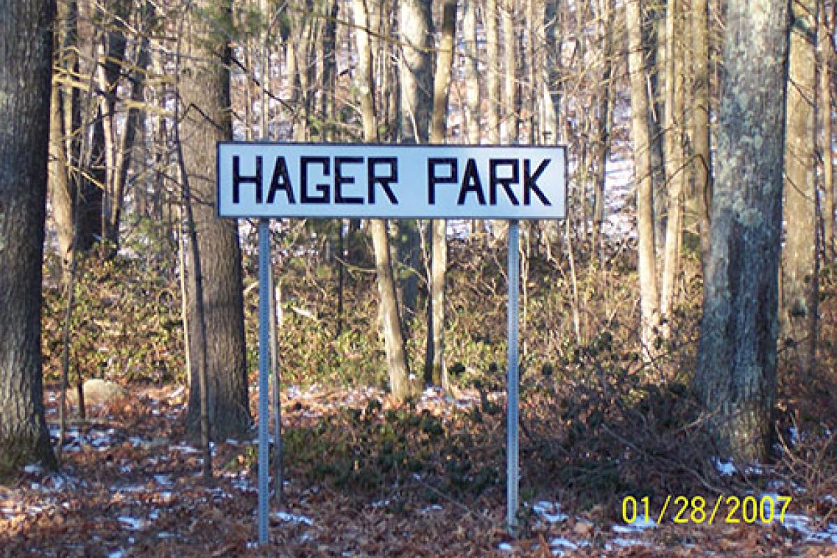 Hager Park Signs